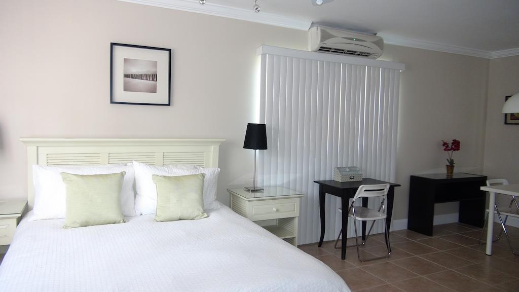 Tara Hotel A North Beach Village Resort Hotel Fort Lauderdale Room photo